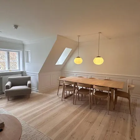 Luxury Gbt5 公寓 *